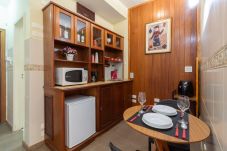 Apartment in Rio de Janeiro - 5 minutes from Copacabana beach | STC905