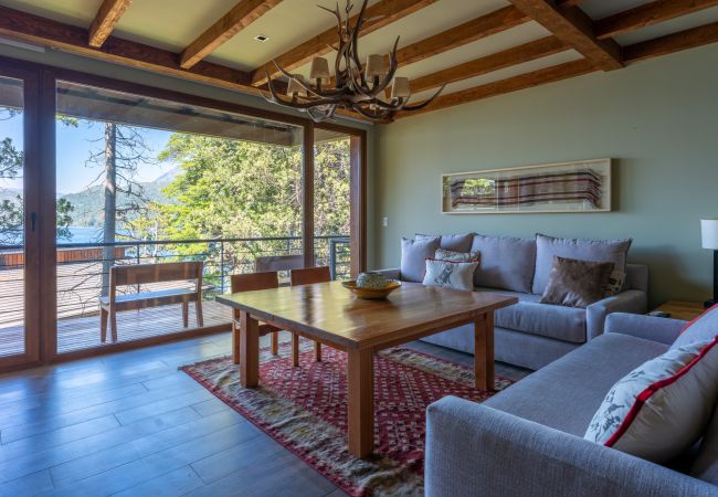 Apartment in San Carlos de Bariloche - LENGA 1 C – Lake view from first floor Apartment in San Carlos de Bariloche - LENGA 1 C – Lake view from first floor