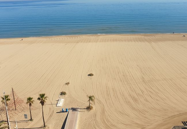 Apartment in Playa de Gandía - Apartment for a Premium holidays face to the Sea Apartment in Playa de Gandía - Apartment for a Premium holidays face to the Sea
