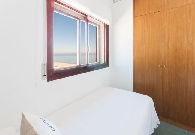 Apartment in Playa de Gandía - Apartment for a Premium holidays face to the Sea Apartment in Playa de Gandía - Apartment for a Premium holidays face to the Sea
