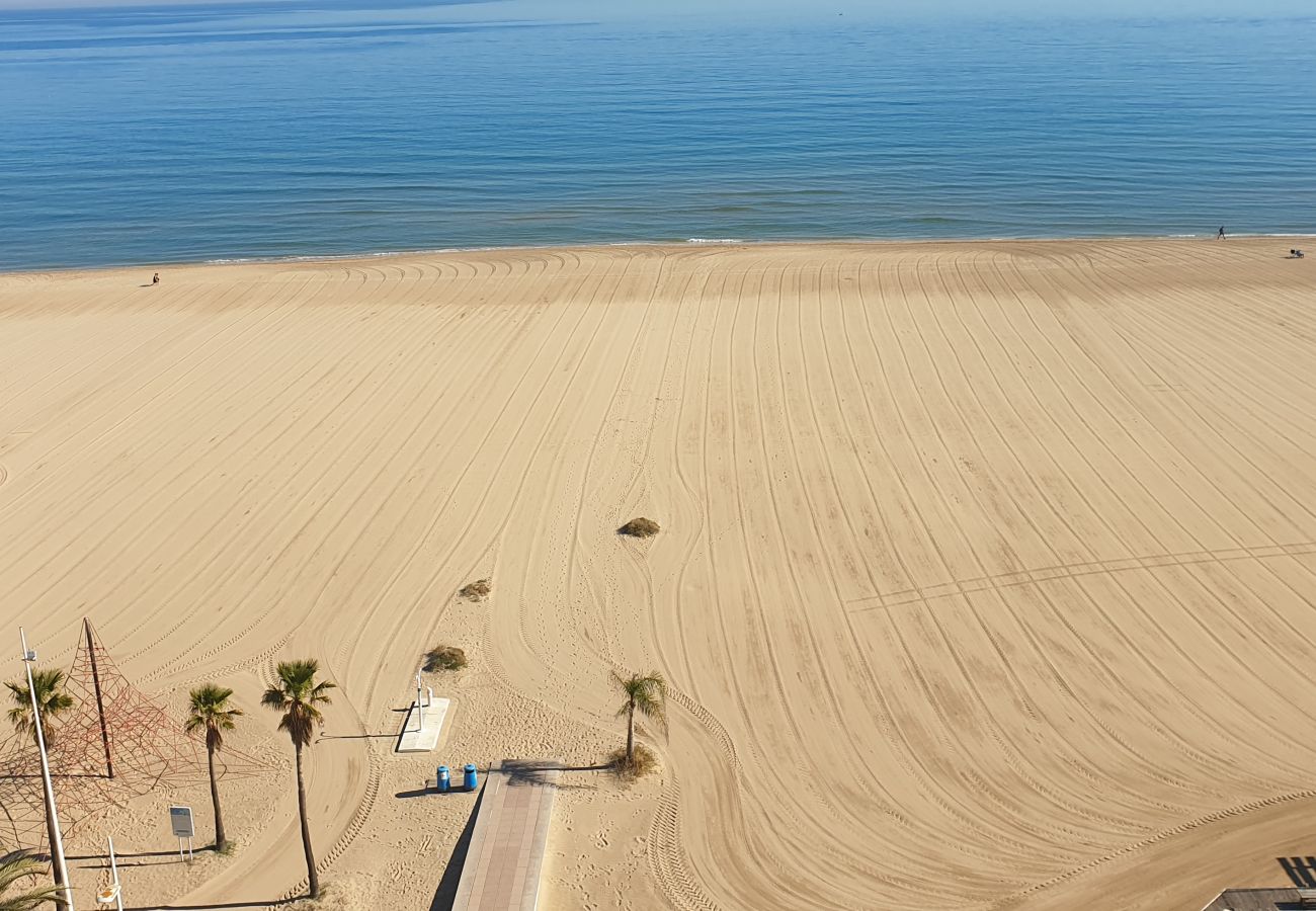 Apartment in Playa de Gandía - Apartment for a Premium holidays face to the Sea Apartment in Playa de Gandía - Apartment for a Premium holidays face to the Sea