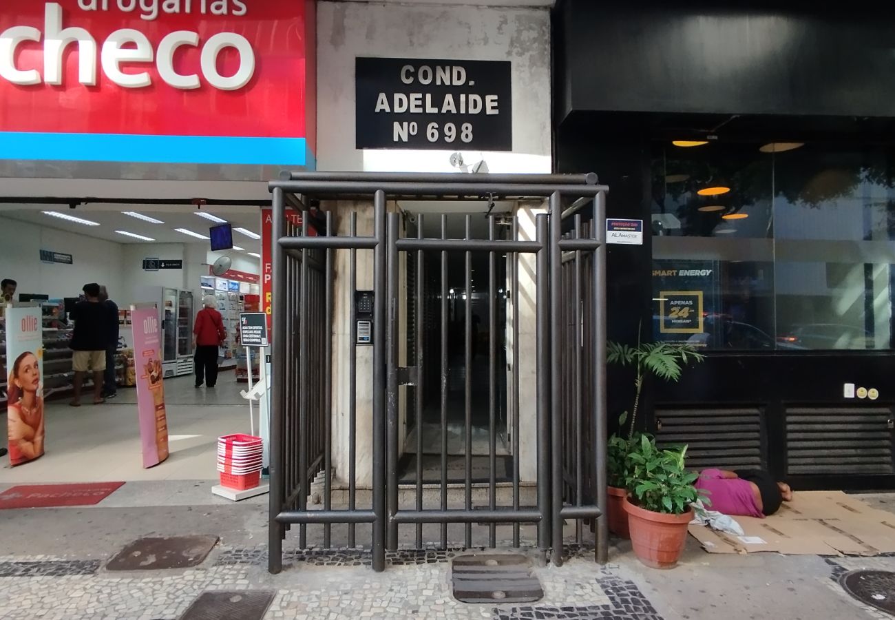 Apartment in Rio de Janeiro - 4 minutes from Copacabana beach | NSC1104