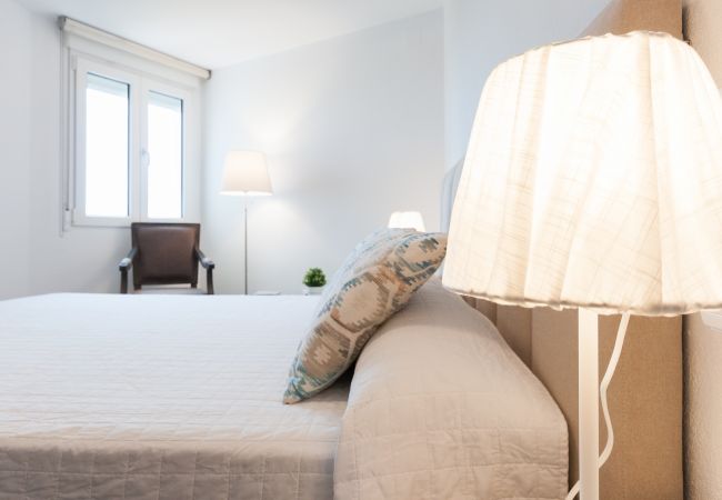 Apartment in Playa de Gandía - Condo in front of the Beach, Airco and lovely sunny terrace.  Apartment in Playa de Gandía - Condo in front of the Beach, Airco and lovely sunny terrace.