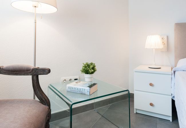 Apartment in Playa de Gandía - Condo in front of the Beach, Airco and lovely sunny terrace.  Apartment in Playa de Gandía - Condo in front of the Beach, Airco and lovely sunny terrace.