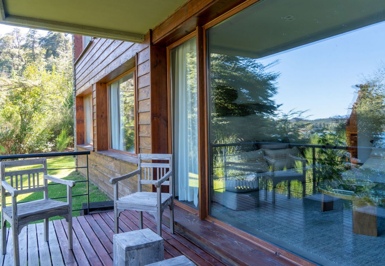 Apartment in San Carlos de Bariloche - ARRAYAN -1 A Stylish apartment with lake views 