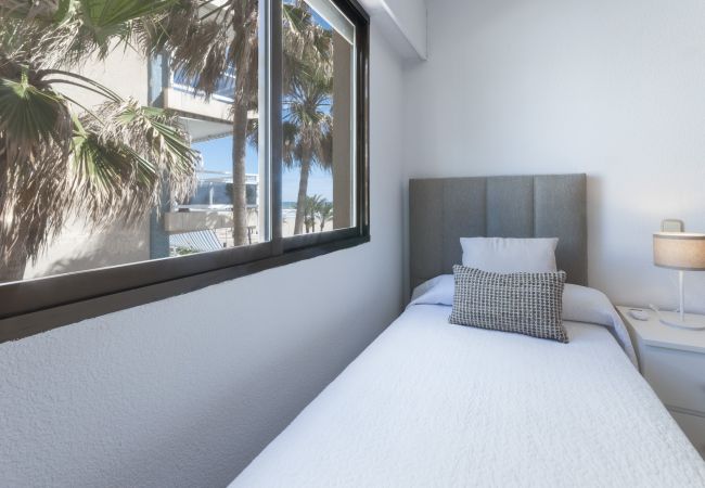 Apartment in Playa de Gandía - Holidays you will never forget.  Apartment in Playa de Gandía - Holidays you will never forget.
