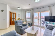 Apartment in Corralejo - HomeForGuest Apartamento with terrace in Corralejo Port