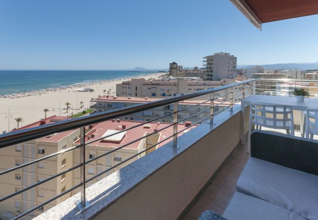 Apartment in Playa de Gandía - Amazing flat in front of the sea. Fully refurbished Apartment in Playa de Gandía - Amazing flat in front of the sea. Fully refurbished