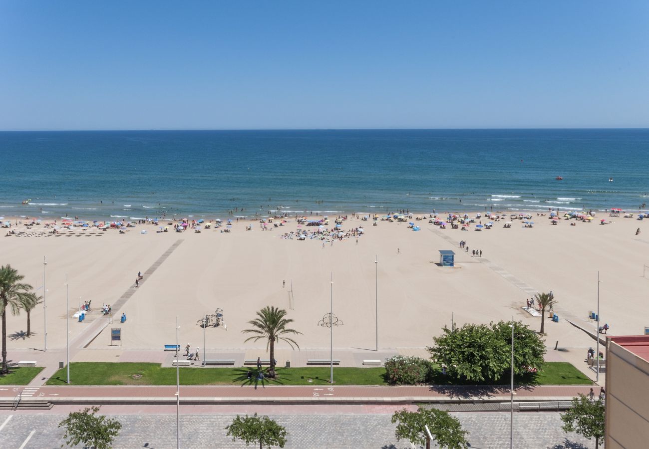 Apartment in Playa de Gandía - Amazing flat in front of the sea. Fully refurbished Apartment in Playa de Gandía - Amazing flat in front of the sea. Fully refurbished