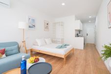 Studio in Las Palmas de Gran Canaria - HomeForGuest Studio Sol Canteras with terrace 