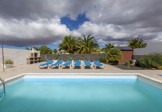 Villa in Playa Blanca - Villa Soleada - Villasexperience Villa in Playa Blanca - Villa Soleada - Villasexperience