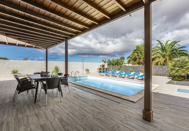 Villa in Playa Blanca - Villa Soleada - Villasexperience Villa in Playa Blanca - Villa Soleada - Villasexperience