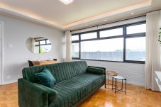Apartment in Rio de Janeiro - 2 km from Praia da Alvorada, near Barra Shopping | AM203