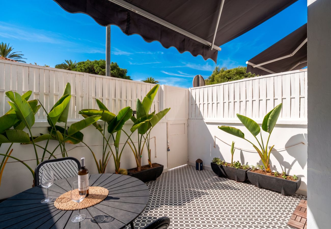 Terraced House in Las Palmas de Gran Canaria - Cosmopolitan Design by CanariasGetaway 