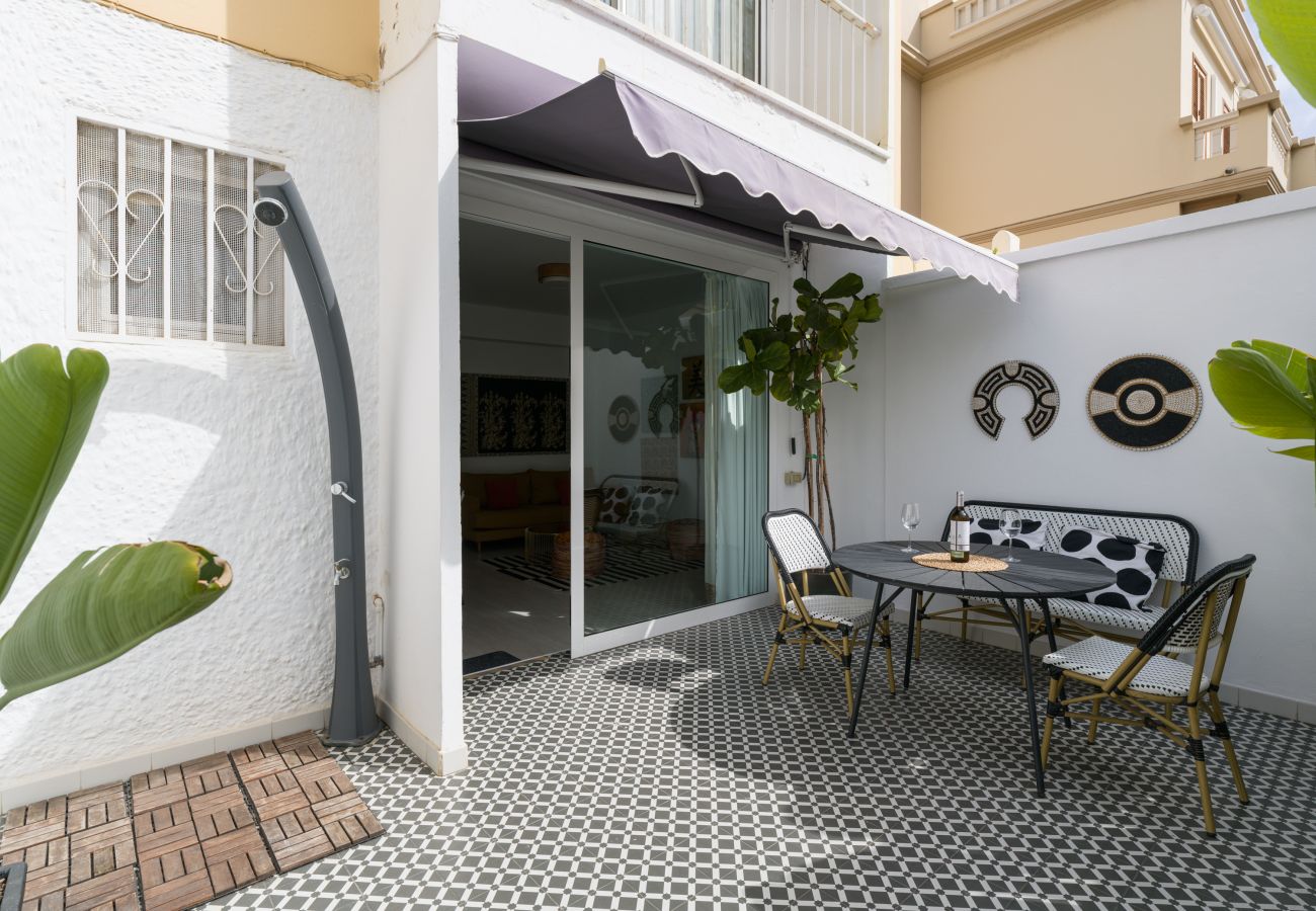 Terraced House in Las Palmas de Gran Canaria - Cosmopolitan Design by CanariasGetaway 