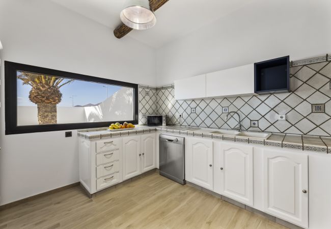 Villa in Arrecife - Villa Atlántico - Villasexperience Villa in Arrecife - Villa Atlántico - Villasexperience