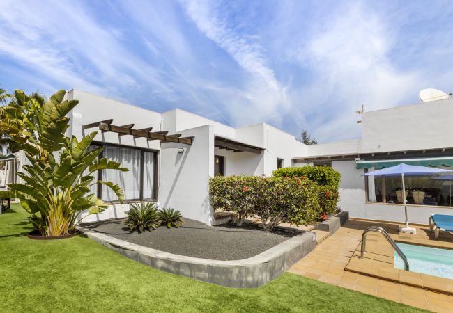 Villa in Puerto del Carmen - Villa Josephine Villa in Puerto del Carmen - Villa Josephine