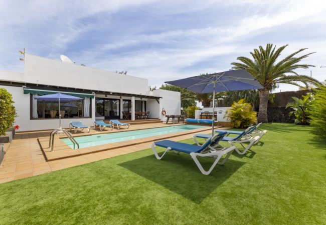 Villa in Puerto del Carmen - Villa Josephine Villa in Puerto del Carmen - Villa Josephine