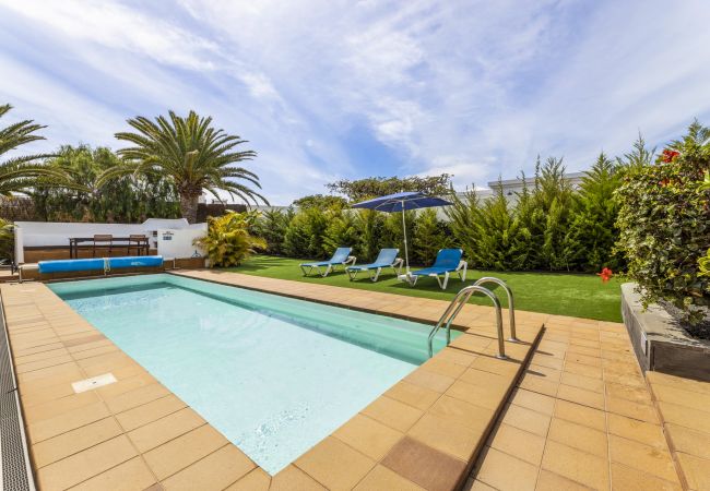 Villa in Puerto del Carmen - Villa Josephine Villa in Puerto del Carmen - Villa Josephine