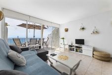 Apartment in Tías - 