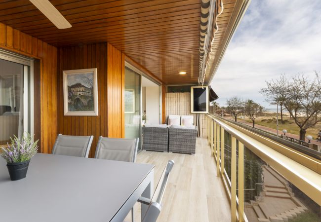 Apartment in Playa de Gandía - Luxury vacations in Bermuda Apartments in front of the beach Apartment in Playa de Gandía - Luxury vacations in Bermuda Apartments in front of the beach