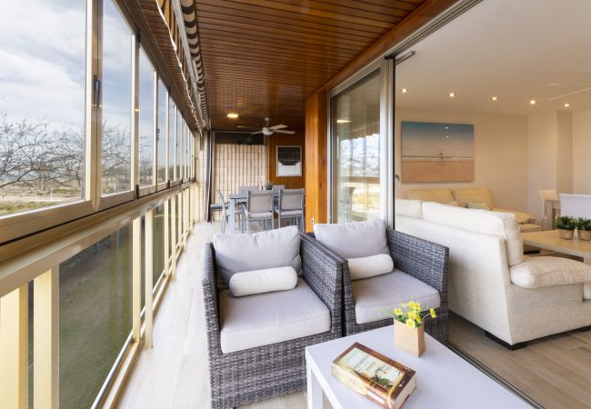 Apartment in Playa de Gandía - Luxury vacations in Bermuda Apartments in front of the beach Apartment in Playa de Gandía - Luxury vacations in Bermuda Apartments in front of the beach