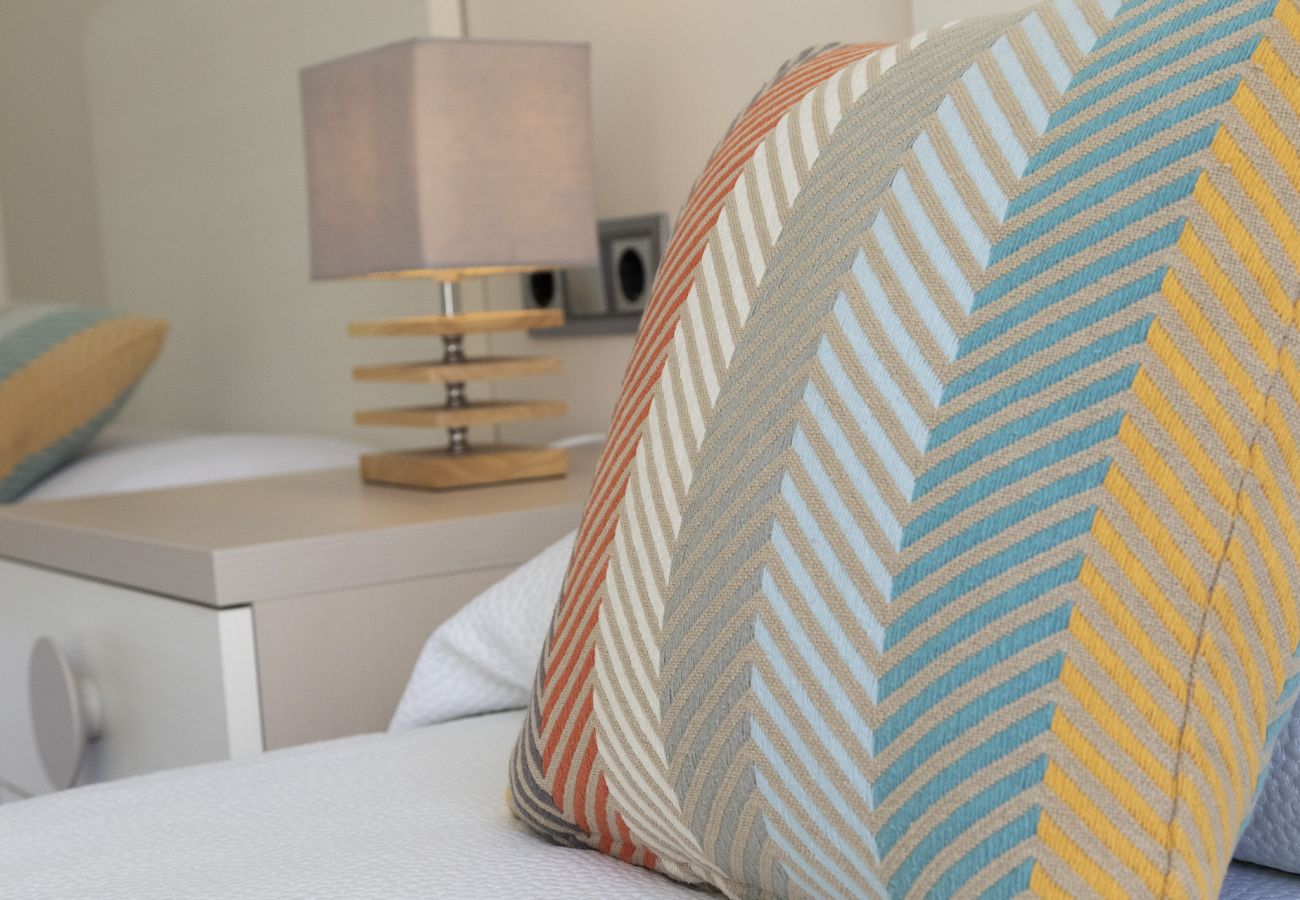 Apartment in Playa de Gandía - Luxury vacations in Bermuda Apartments in front of the beach