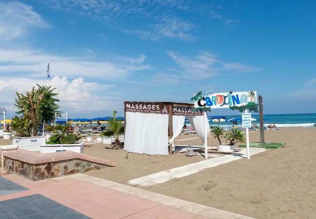 Studio in Torremolinos - HomeForGuest Bright studio in La Carihuela near the beach Studio in Torremolinos - HomeForGuest Bright studio in La Carihuela near the beach