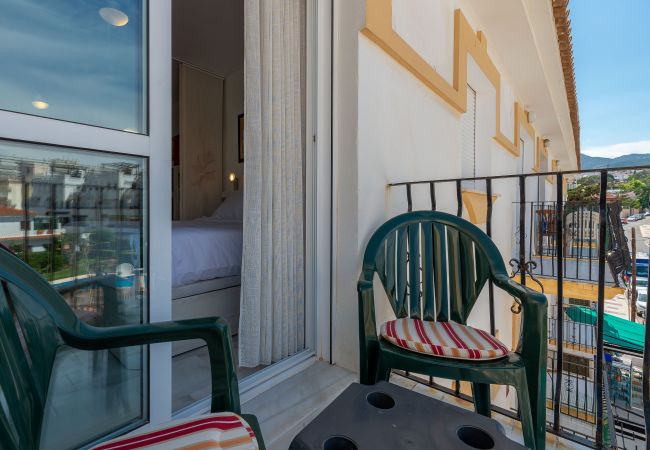 Studio in Torremolinos - HomeForGuest Bright studio in La Carihuela near the beach Studio in Torremolinos - HomeForGuest Bright studio in La Carihuela near the beach