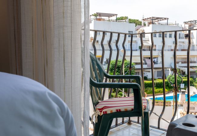 Studio in Torremolinos - HomeForGuest Bright studio in La Carihuela near the beach Studio in Torremolinos - HomeForGuest Bright studio in La Carihuela near the beach