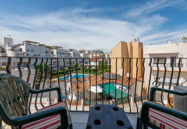 Studio in Torremolinos - HomeForGuest Bright studio in La Carihuela near the beach Studio in Torremolinos - HomeForGuest Bright studio in La Carihuela near the beach