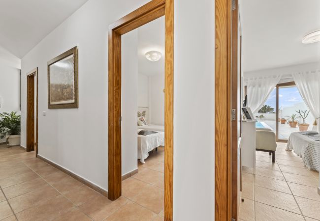 Villa in Playa Blanca - Villa Flora - Villasexperience Villa in Playa Blanca - Villa Flora - Villasexperience