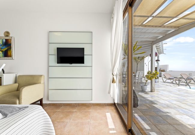 Villa in Playa Blanca - Villa Flora - Villasexperience Villa in Playa Blanca - Villa Flora - Villasexperience