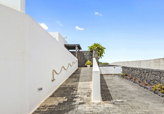 Villa in Playa Blanca - Villa Flora - Villasexperience Villa in Playa Blanca - Villa Flora - Villasexperience