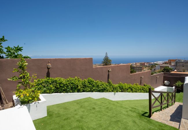 Studio in Santa Cruz de Tenerife - modern loft recently renovated In Santa Cruz de Tenerife 02 Studio in Santa Cruz de Tenerife - modern loft recently renovated In Santa Cruz de Tenerife 02