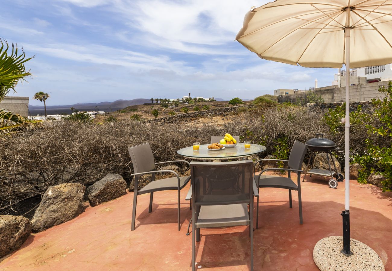 Apartment in Las Breñas - Jaretas - Apartamento rural con piscina 