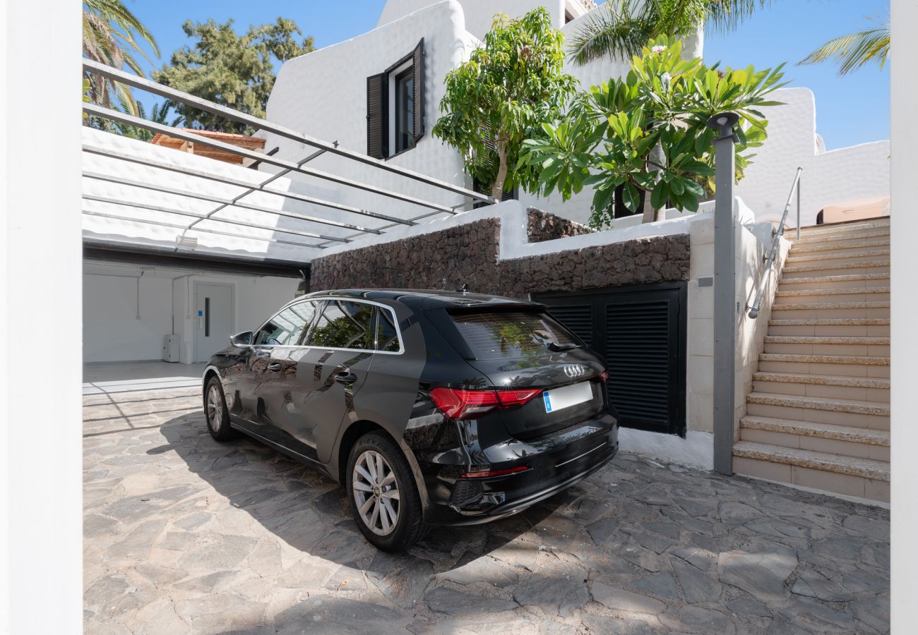Villa in Costa Adeje - Villa Tropical