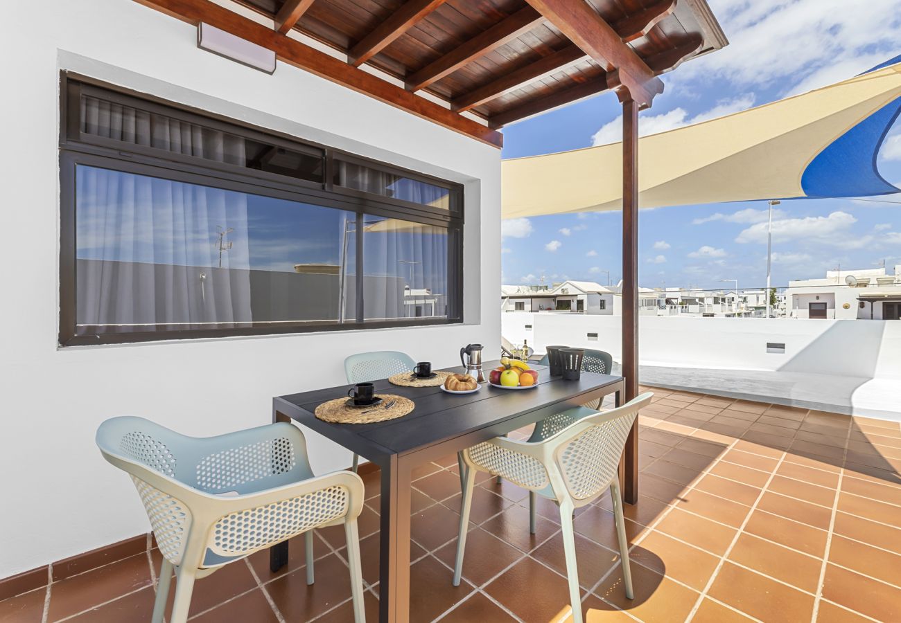 Apartment in Playa Honda - La casa de las velas