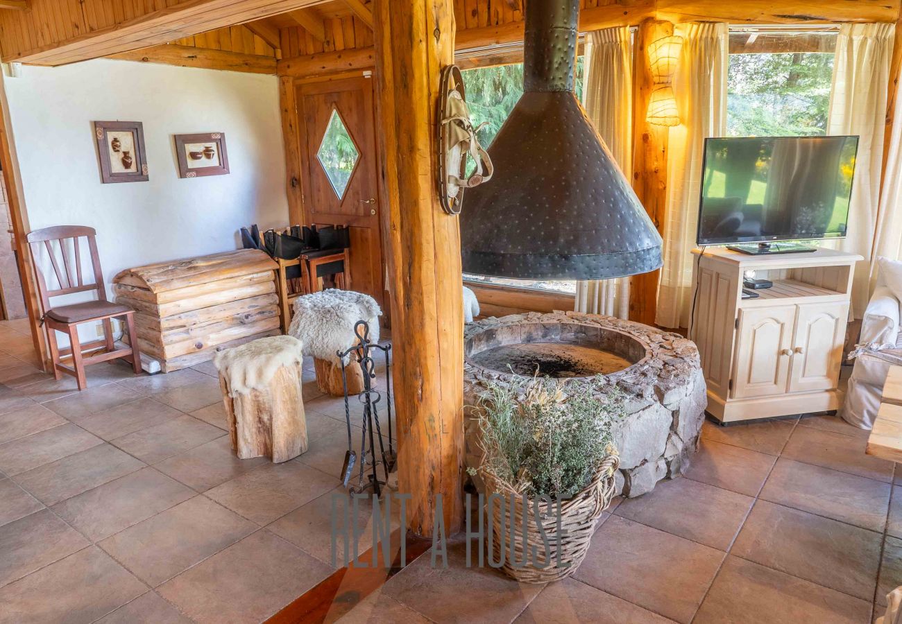 House in San Carlos de Bariloche - PENI01C - CABIN WITH LAKE COAST IN PENINSULA SAN PEDRO
