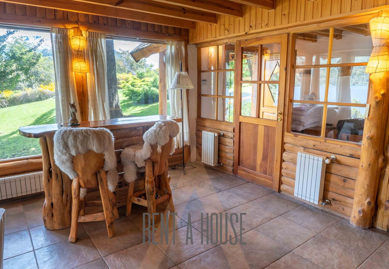 House in San Carlos de Bariloche - PENI01C - CABIN WITH LAKE COAST IN PENINSULA SAN PEDRO