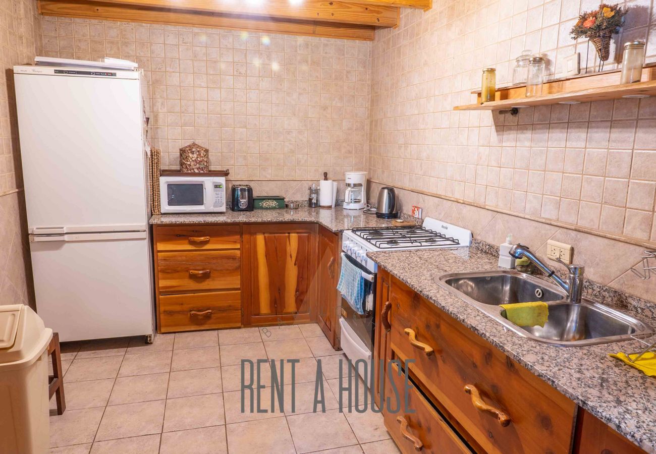 House in San Carlos de Bariloche - PENI01C - CABIN WITH LAKE COAST IN PENINSULA SAN PEDRO