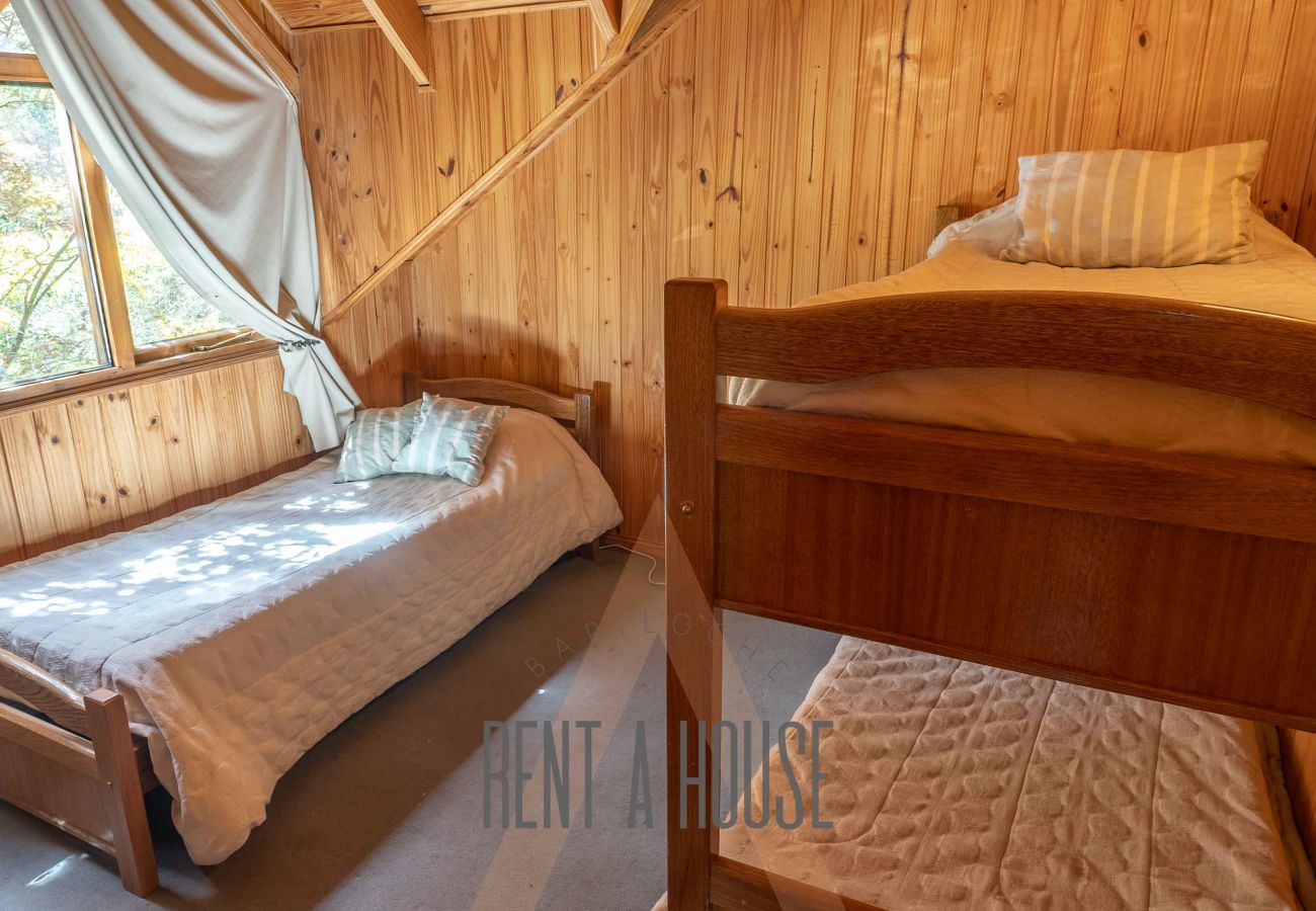 House in San Carlos de Bariloche - PENI01C - CABIN WITH LAKE COAST IN PENINSULA SAN PEDRO