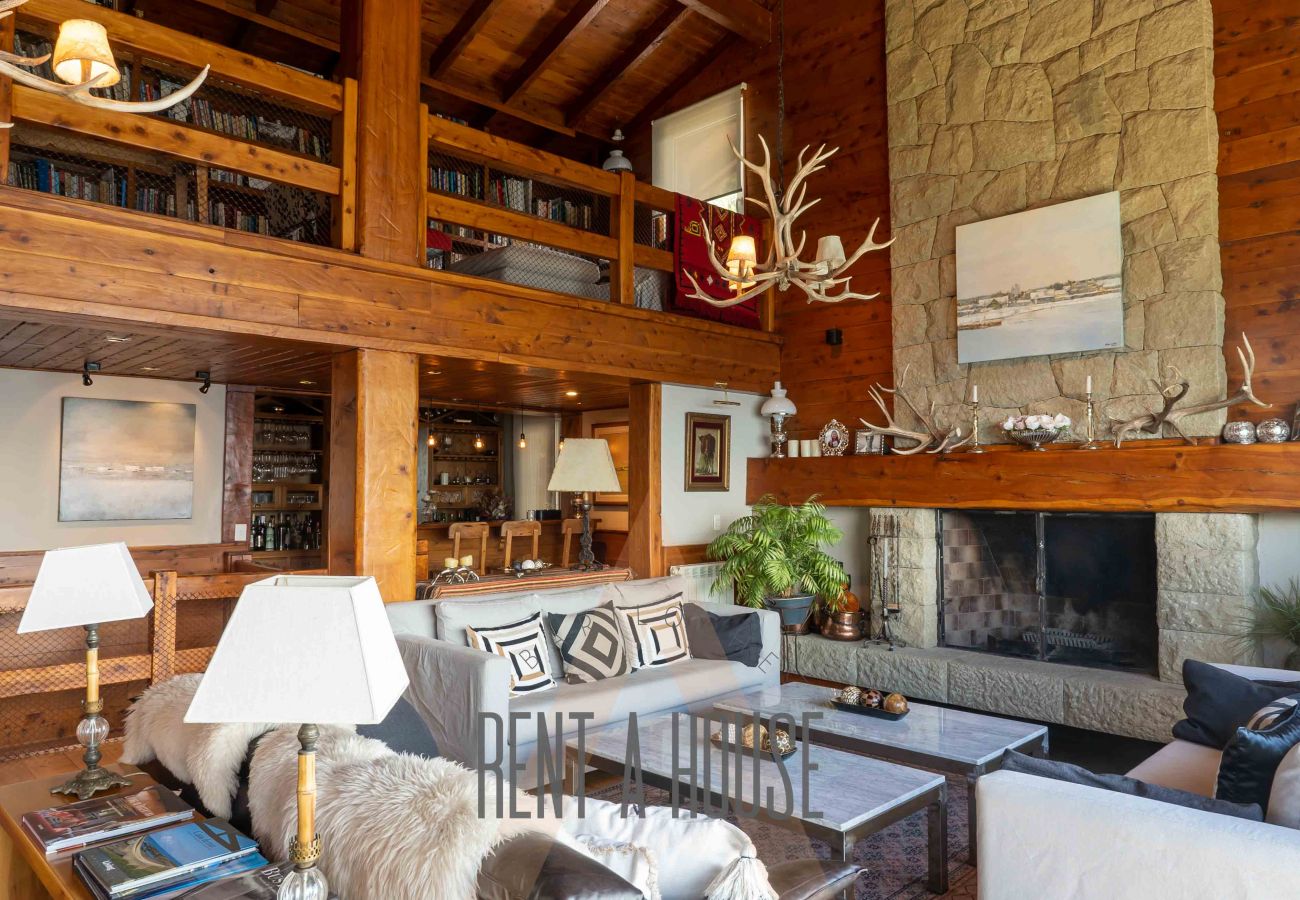 House in San Carlos de Bariloche - HUAPI05C | Lakefront, 4 Suites & Private Pool 