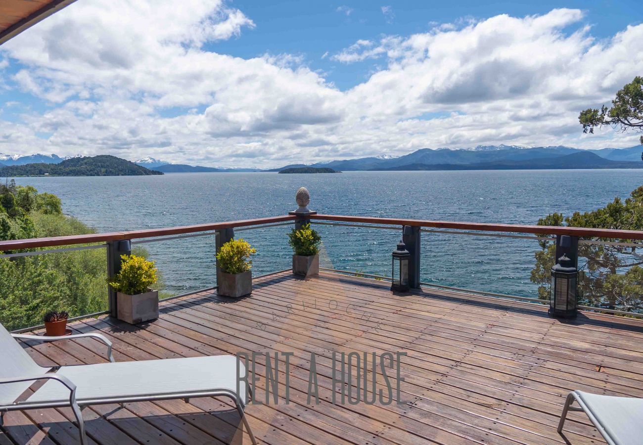 House in San Carlos de Bariloche - HUAPI05C | Lakefront, 4 Suites & Private Pool 