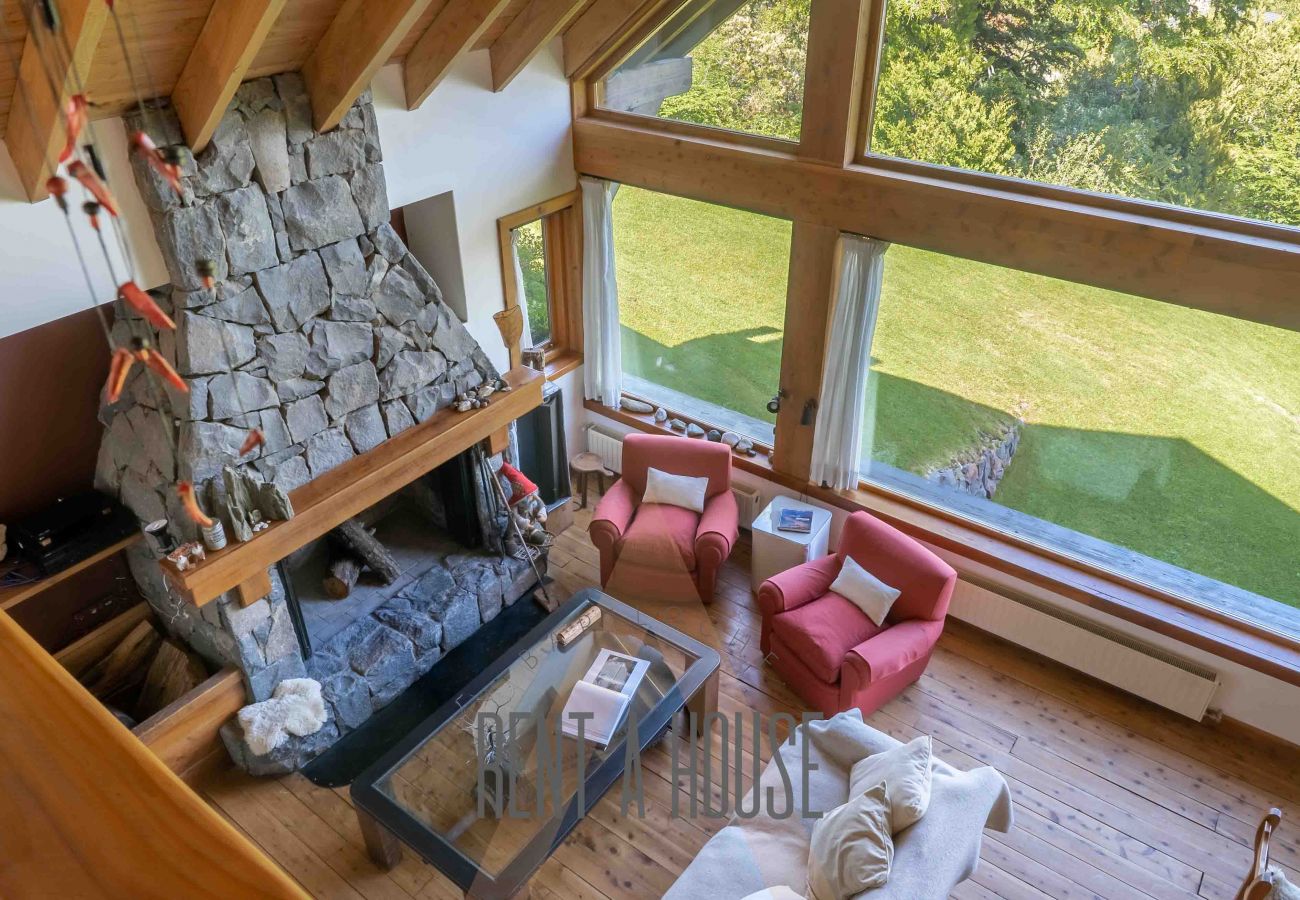 House in San Carlos de Bariloche - ARE02 WARM HOUSE IN ARELAUQUEN WITH SPECTACULAR VIEW OF THE CATHEDRAL AND THE LAKE