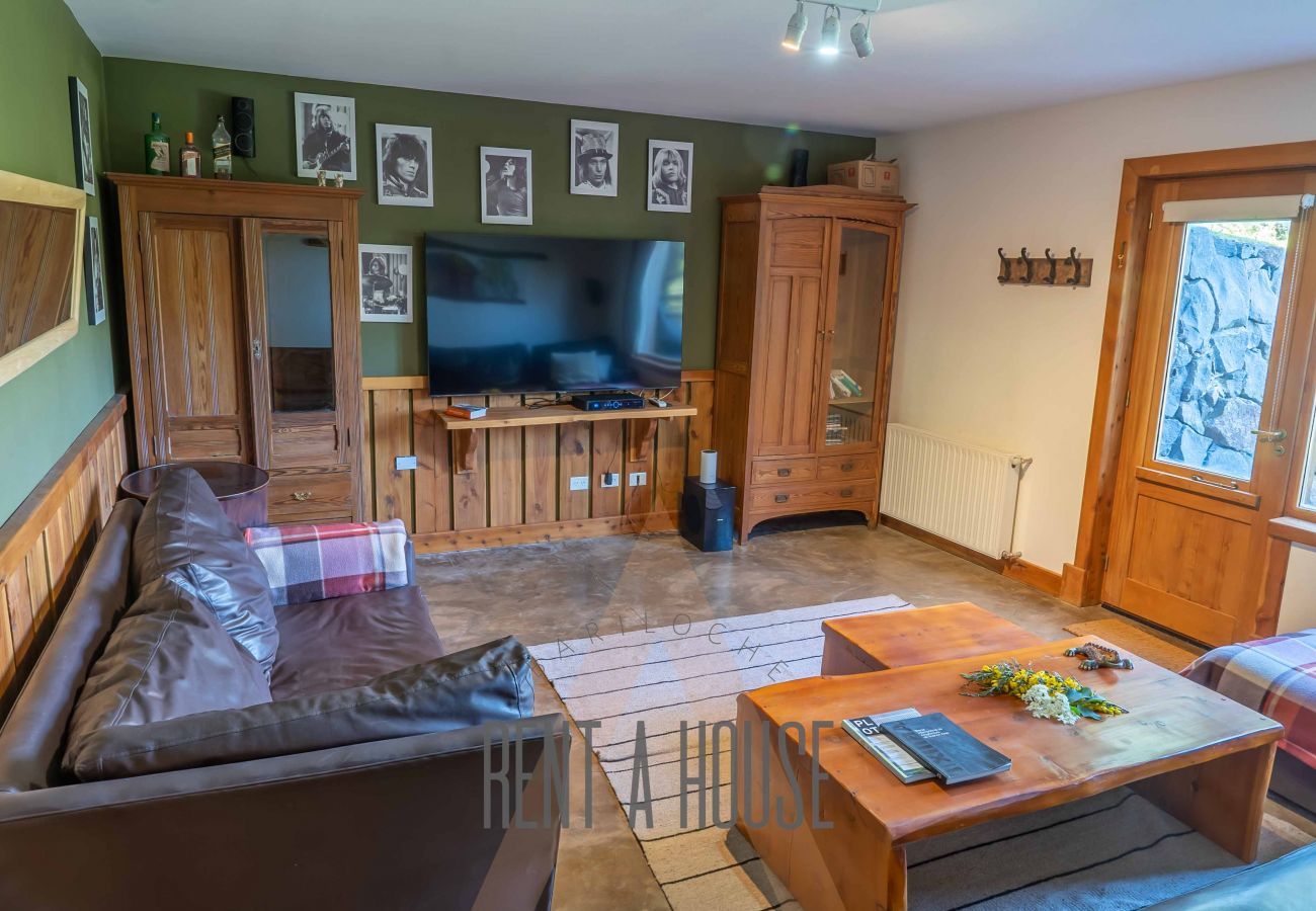 House in San Carlos de Bariloche - ARE02 WARM HOUSE IN ARELAUQUEN WITH SPECTACULAR VIEW OF THE CATHEDRAL AND THE LAKE
