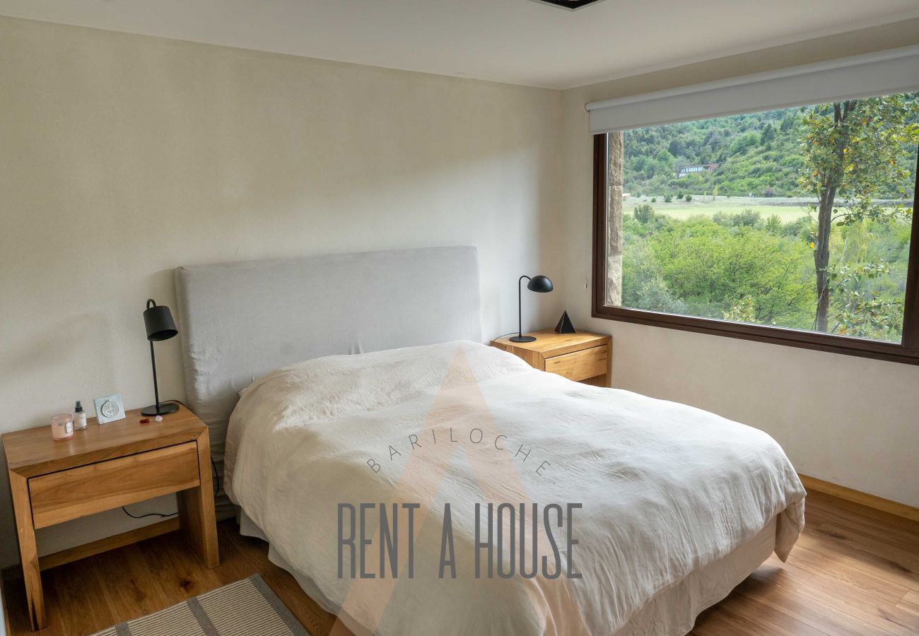 Apartment in San Carlos de Bariloche - ARE30-  Bright and modern apartment in Arelauquen, with views of the mountains and polo ground