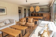Apartment in San Carlos de Bariloche - ARE30-  Bright and modern apartment in Arelauquen, with views of the mountains and polo ground
