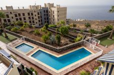 Apartment in Santa Cruz de Tenerife - Bellavista Apartament with pool and seaviews