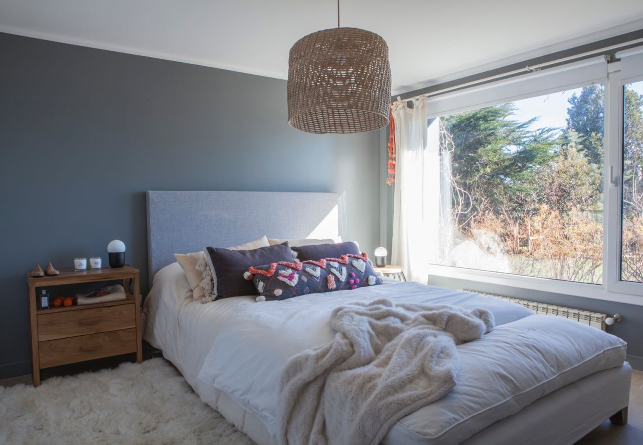 House in San Carlos de Bariloche - VIEW10 TREMENDOUS HOUSE IN BARILOCHE + LAKE VIEW + HOT TUB